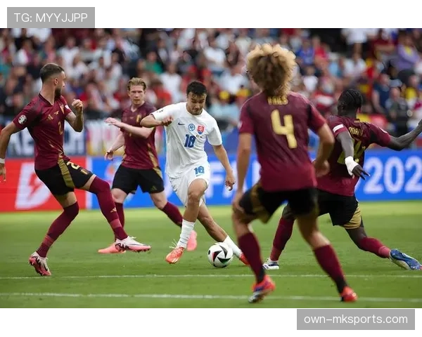 斯洛伐克足球状态回暖,独立后迎来崛起机遇与多重挑战 斯洛伐克足球状态回暖,独立后迎来崛起机遇与多重挑战